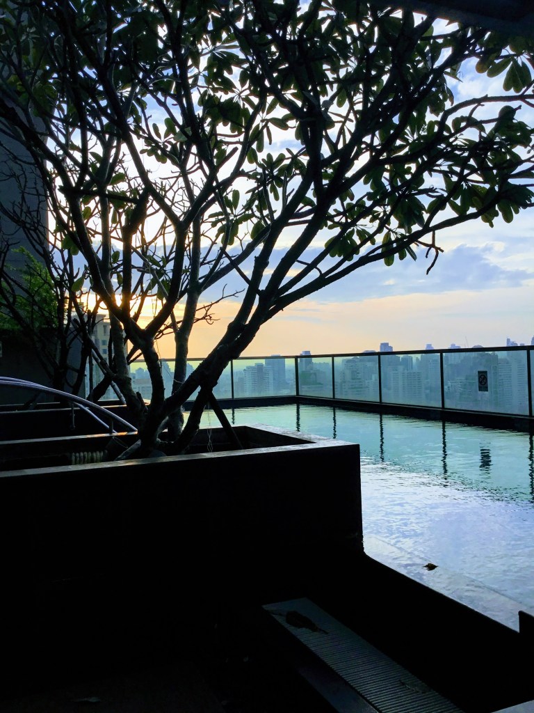 bangkok-rooftop-view
